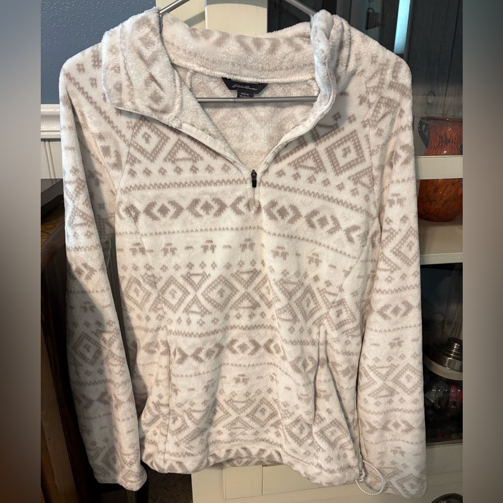 Eddie Bauer Cream and Tan Patterned Hoodie